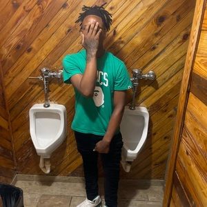 Meet your Posher, Zachary